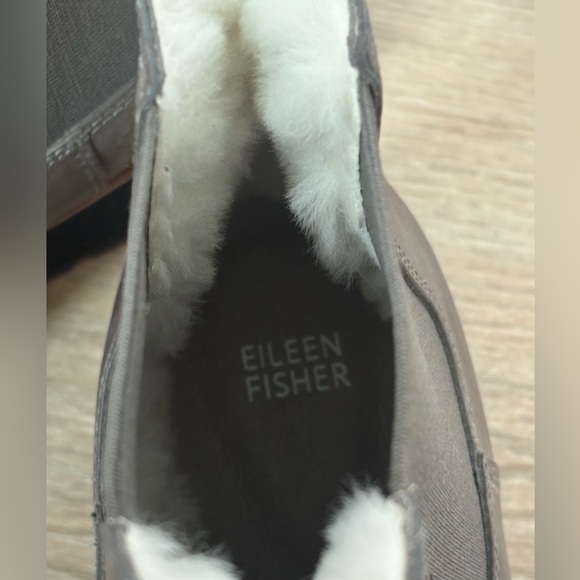Eileen Fisher Shearling Lined Leather Wedge Chelsea Boots Taupe Brown Size 10 - Picture 10 of 16